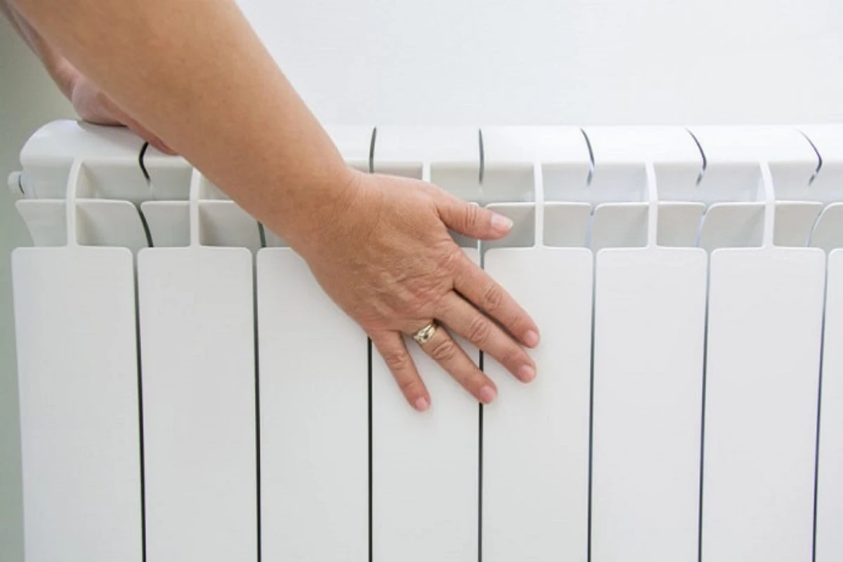 Reason for the heater to cool down (1) چرا آب گرم است ولی رادیاتور سرد